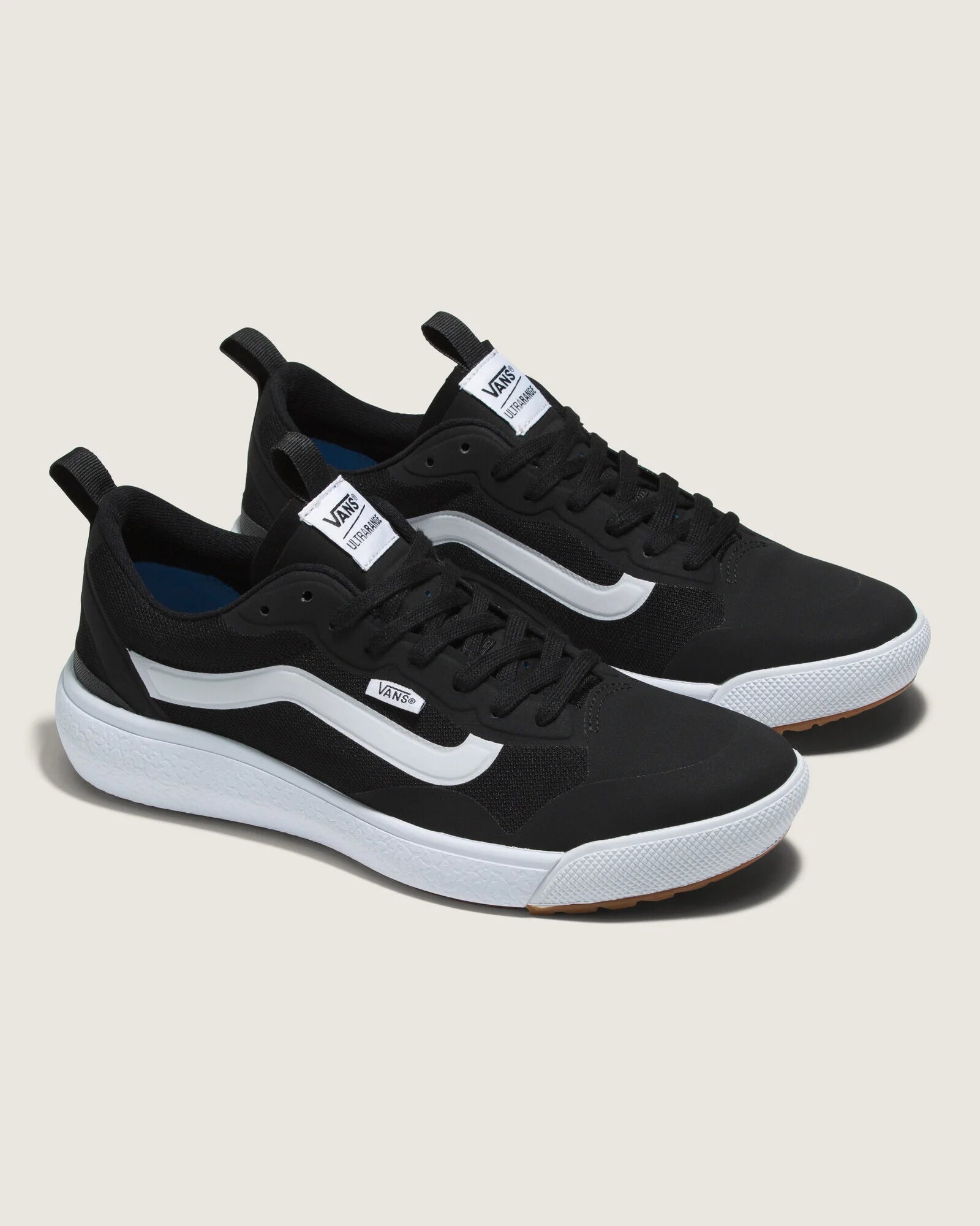 Tênis Ultrarange Exo Black/White