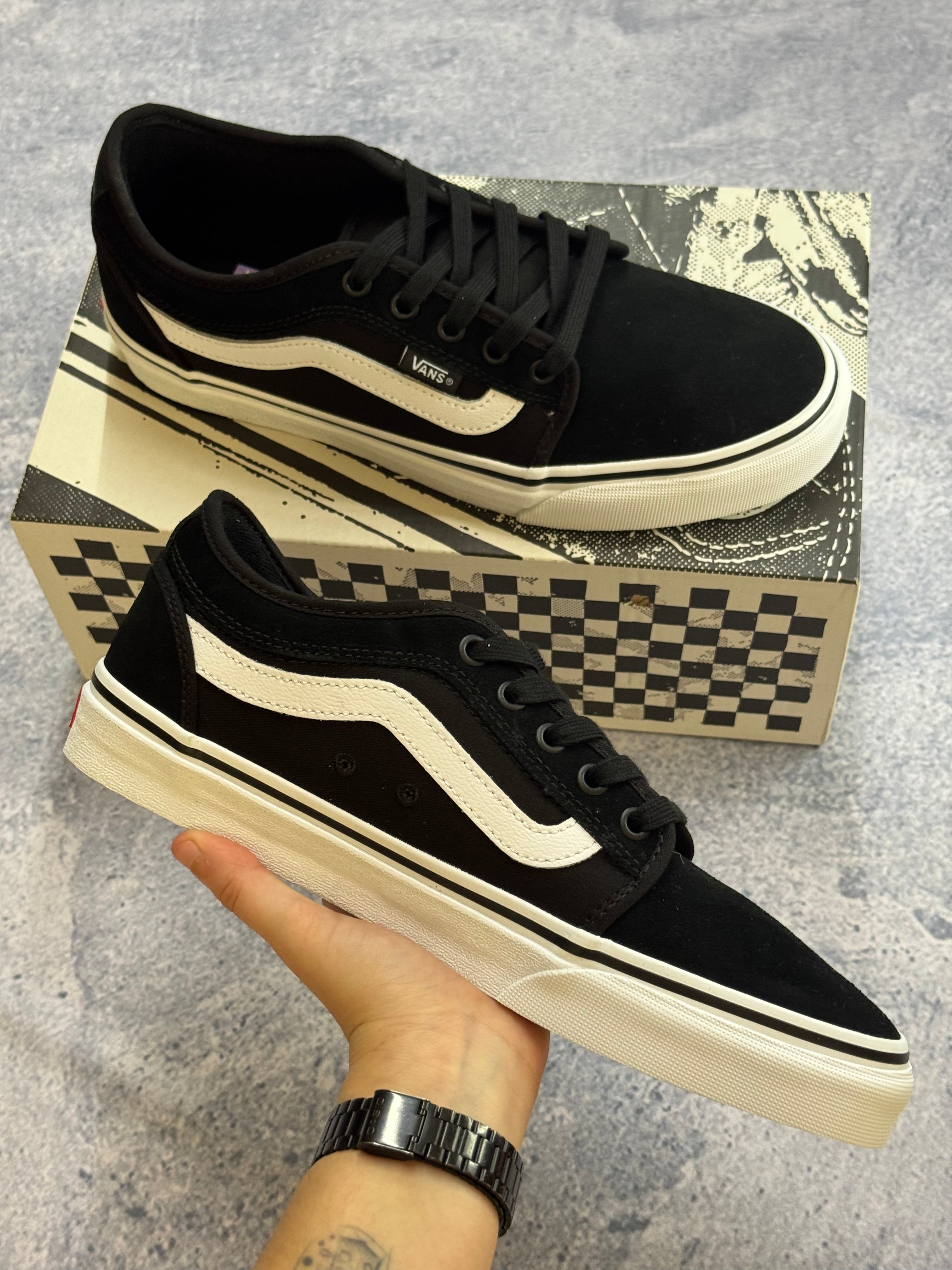 Tênis Vans Skate Chukka Low Sidestripe Black White