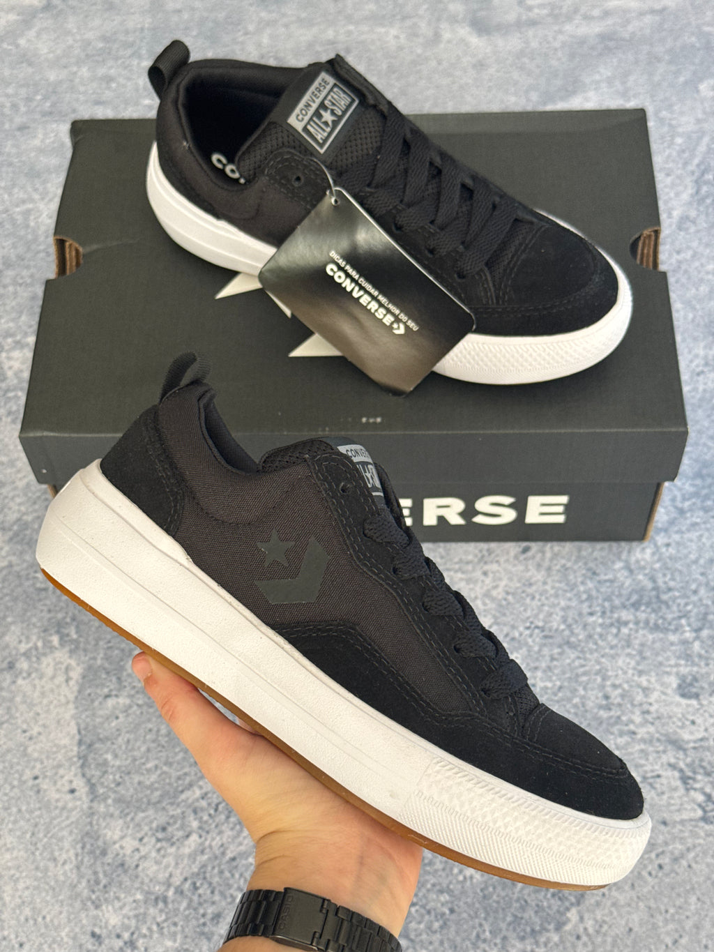 Tênis Converse Logan Lite Preto/Preto/Branco
