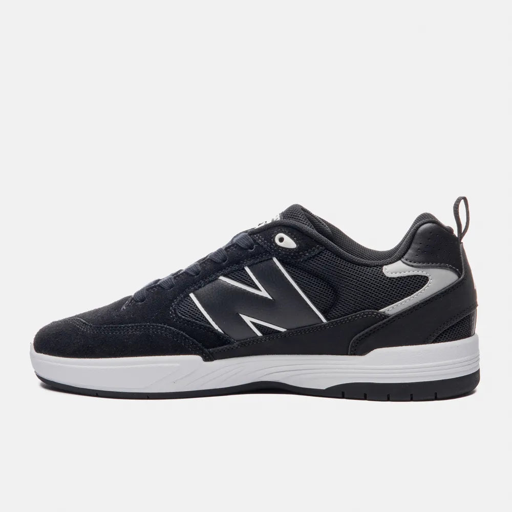 Tênis New Balance Numeric 808 Tiago Lemos Preto e Branco