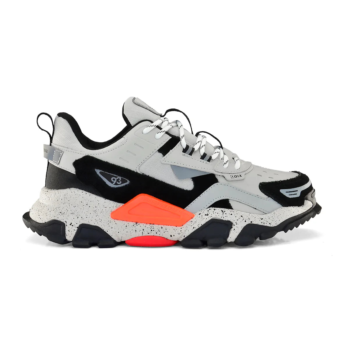 Tênis Qix Trek Out Door Bege e Preto